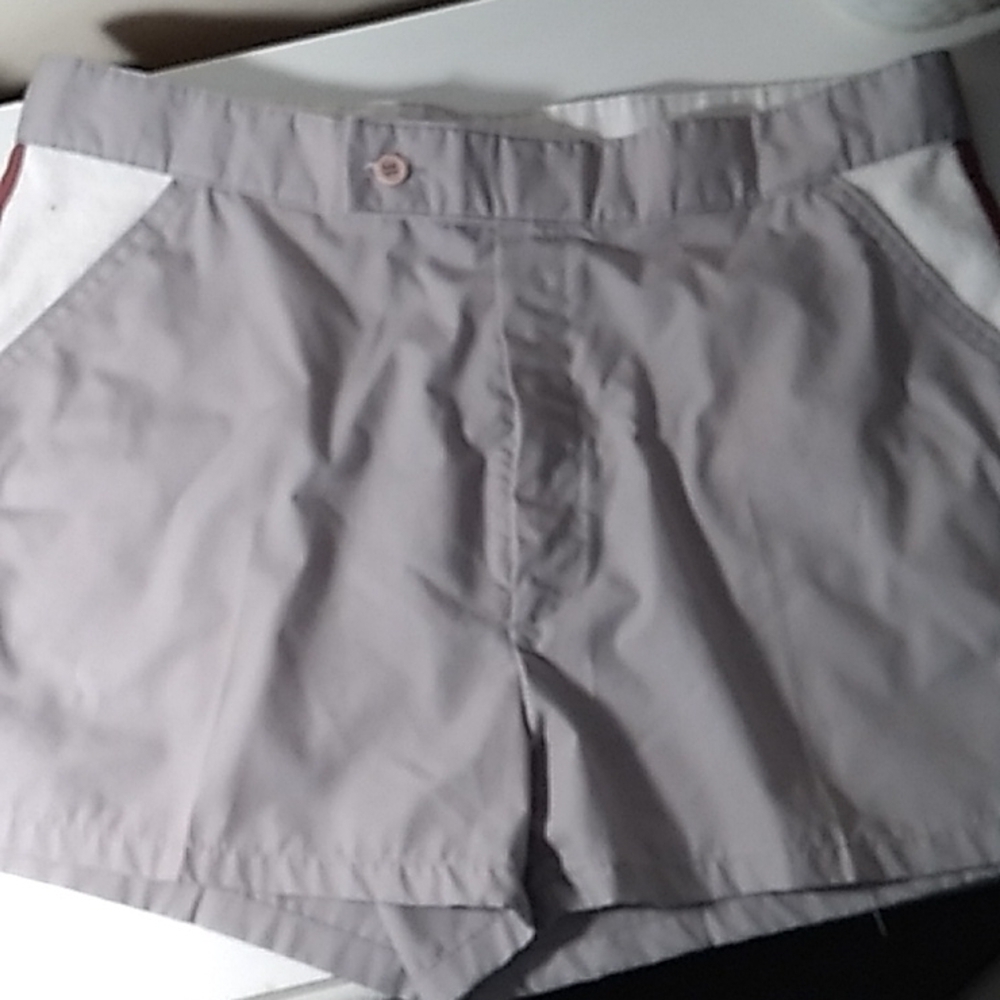 Vintage 1970s men's Jantzen shorts 38 3 pockets